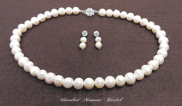 Cultured pearls necklace and earrings in silver and crystal closures 養珍珠水晶純銀扣頸鏈及耳環