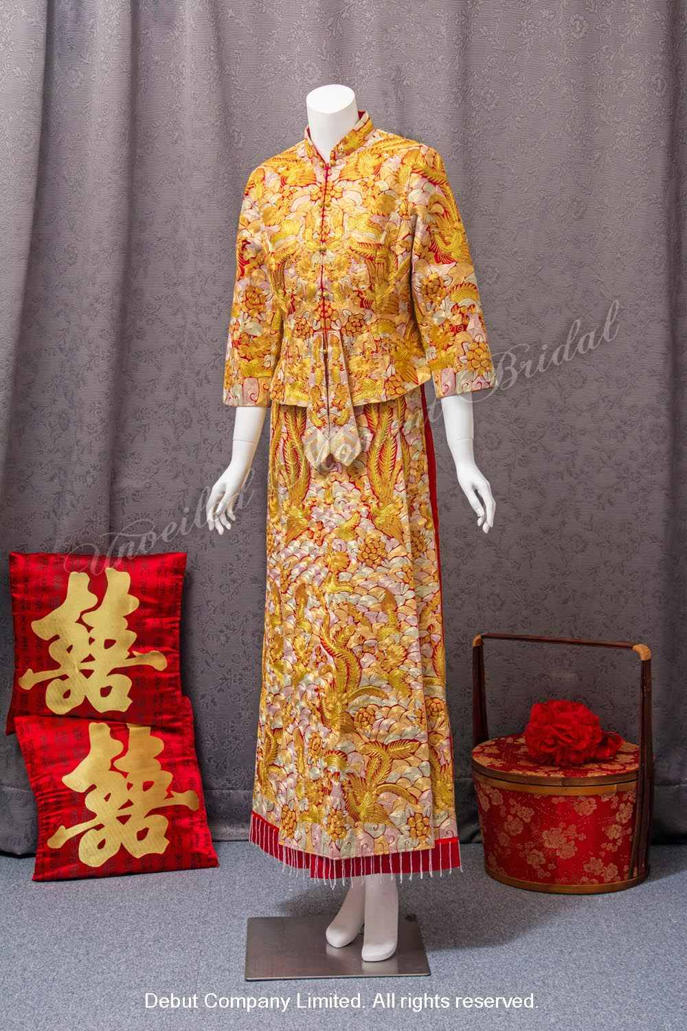 Traditional Chinese Wedding Gown 傳統密線褂后, 龍鳳彩雲金銀線, 平腳修身顯瘦剪裁