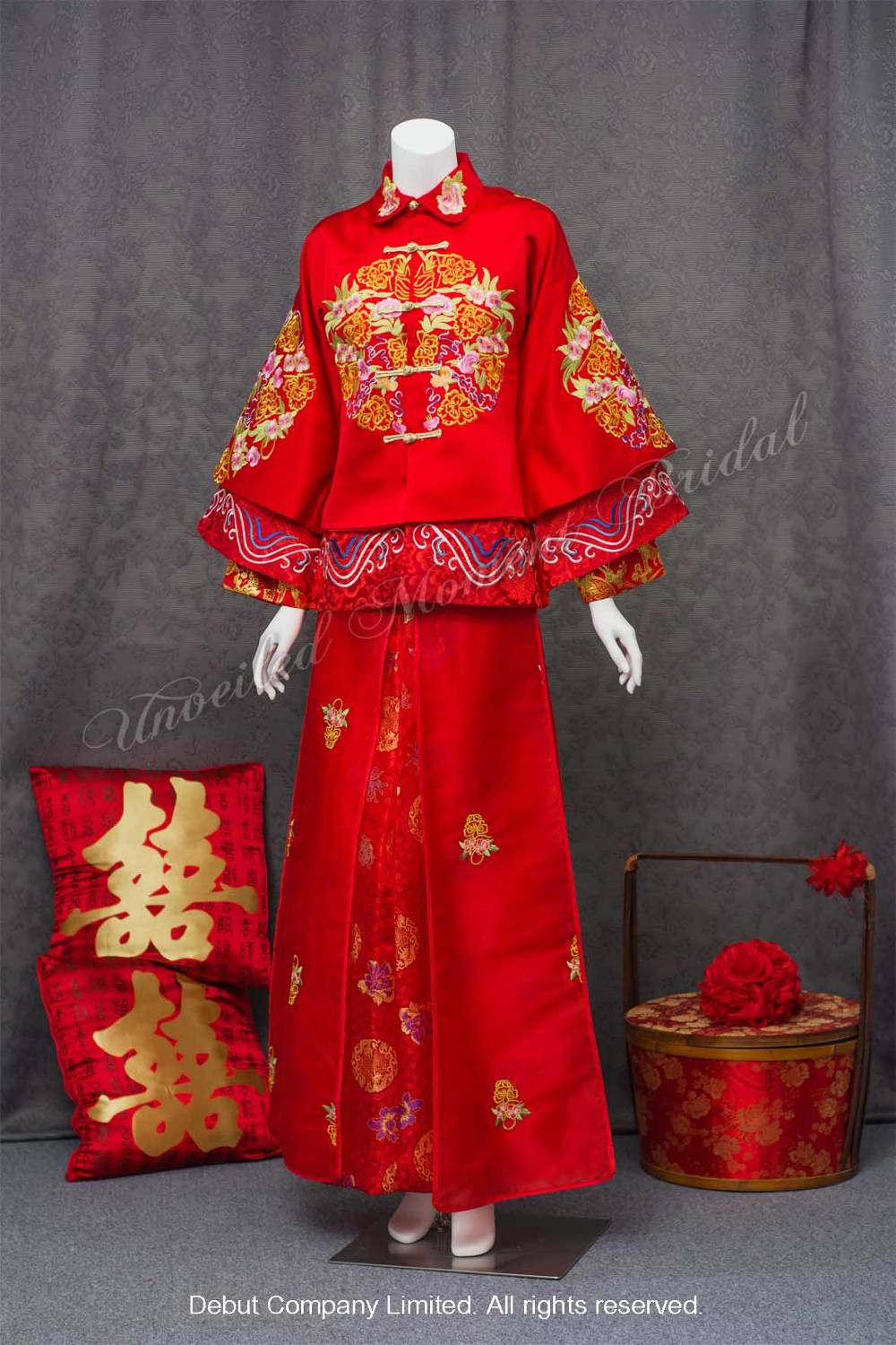 Modern Chinese Wedding Gown 牡丹刺繡中式潮褂
